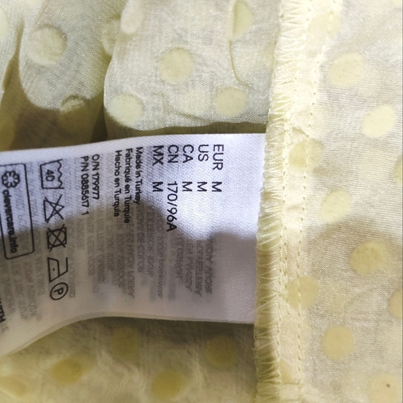 **5/$25** H&M  Ruffle Trimmed Tunic - Picture 6 of 7